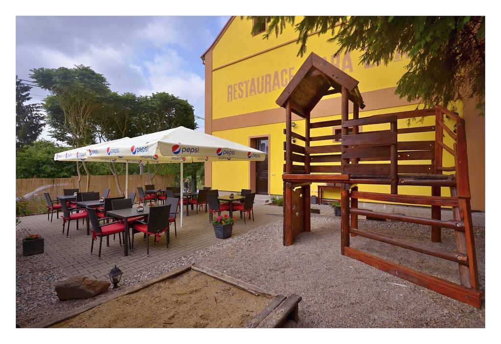 Hotel Restaurace Stará Lípa Česká Lípa Exterior foto